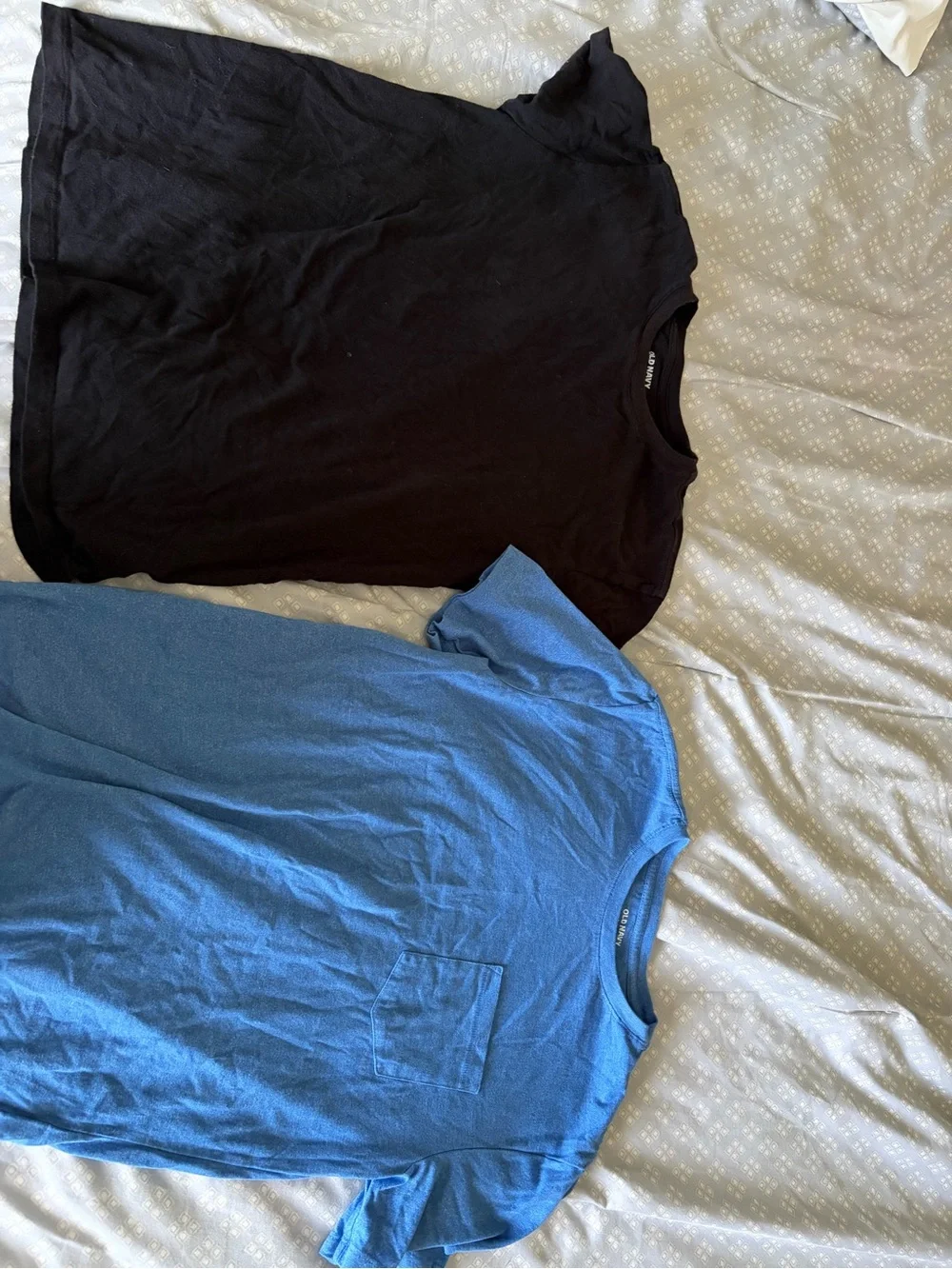 Old Navy Black and Blue Short-Sleeve Crewneck Tees - Pack of 2